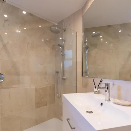 Lujoso Y Moderno Piso Con Piscina Cerca Del Campo De Golf En Guadalmina Alta - Quetzal 54 Марбелья