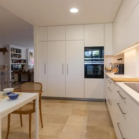 Lujoso Y Moderno Piso Con Piscina Cerca Del Campo De Golf En Guadalmina Alta - Quetzal 54 *