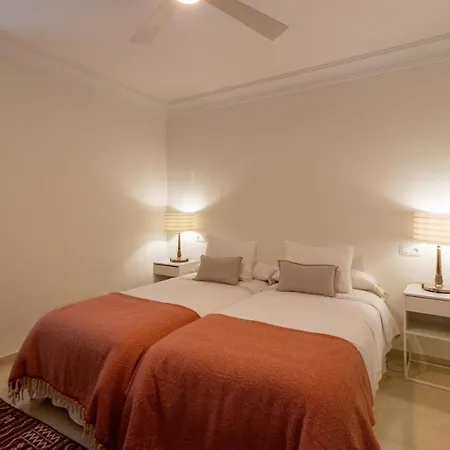 Lujoso Y Moderno Piso Con Piscina Cerca Del Campo De Golf En Guadalmina Alta - Quetzal 54